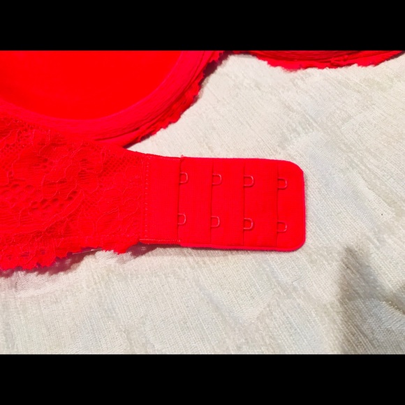 VS Strapless Convertible Lace Bra - Picture 2 of 7